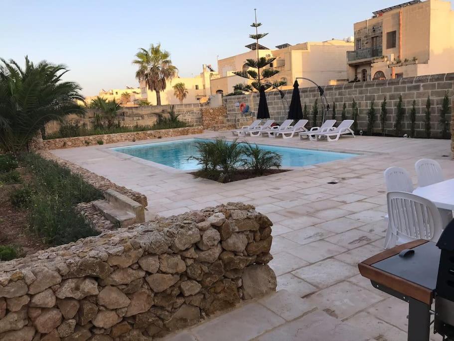 Farmhouse Villa With Large Pool And Garden In Gozo Għarb 外观 照片