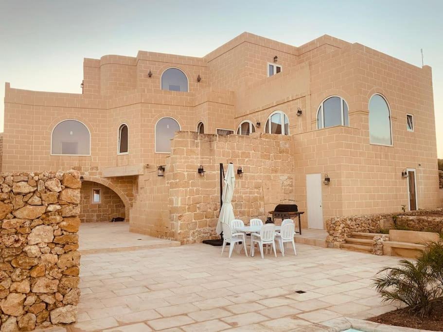 Farmhouse Villa With Large Pool And Garden In Gozo Għarb 外观 照片